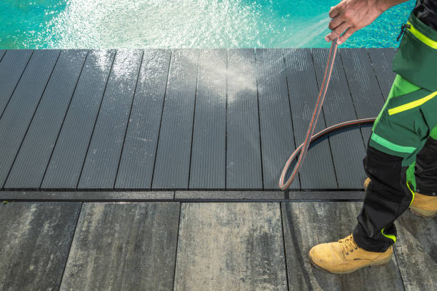 Best Deck Cleaning Services  in Tennessee Ridge, TN